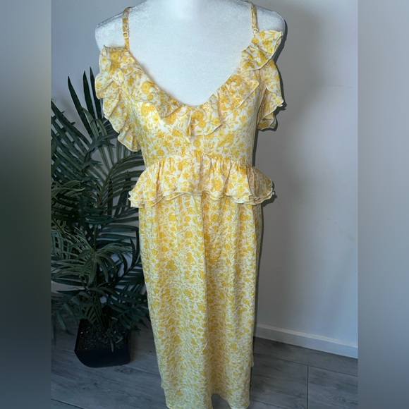 Old Navy Women’s Ruffled Satin Golden Floral Sleeveless Maxi Dress size XL - Picture 3 of 12